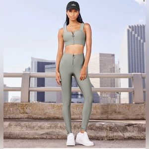 Alo high waist fast legging and bra set!